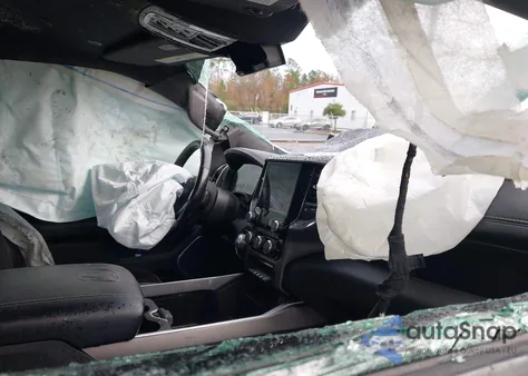 2021 Ram 1500 Laramie 4X4 5'7 Box z USA, uszkodzony, nr VIN 1C6SRFJT0MN591554